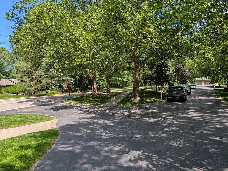 7691 Blackmar Cir — Photo 14