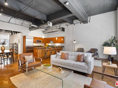 1130 S Flower St APT 212, Los Angeles, CA, 90015