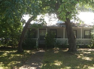 8 Tuff St, Ash Flat, AR 72513