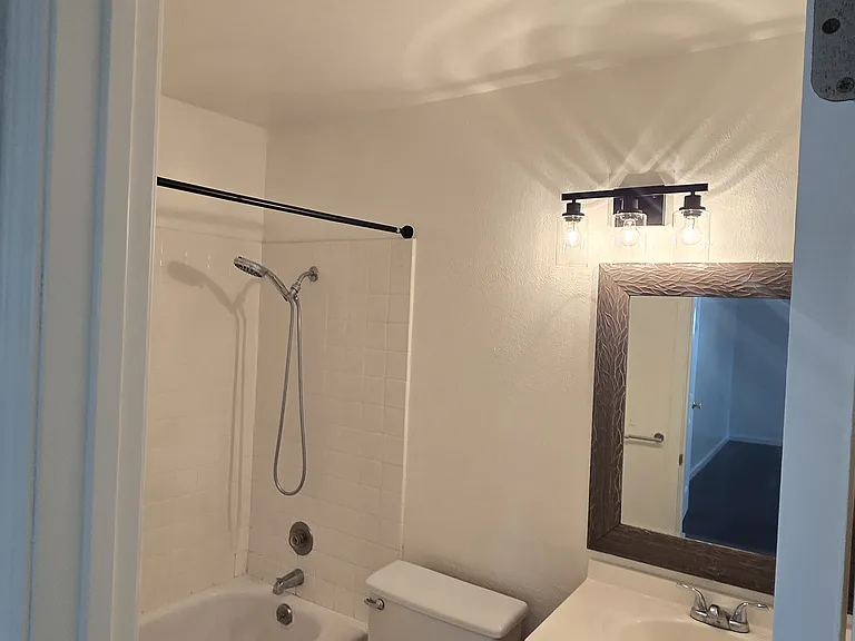 2925 Lerwick Rd #2925 — Photo 9
