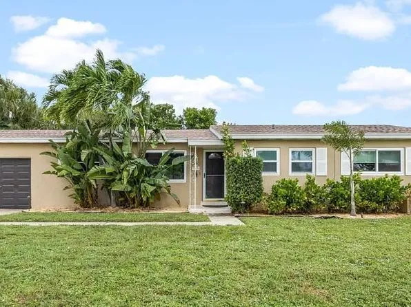 349 W Arlington St, Satellite Beach, FL 32937