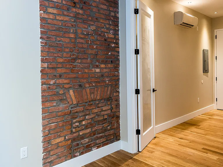595 Myrtle Ave #2C — Photo 7