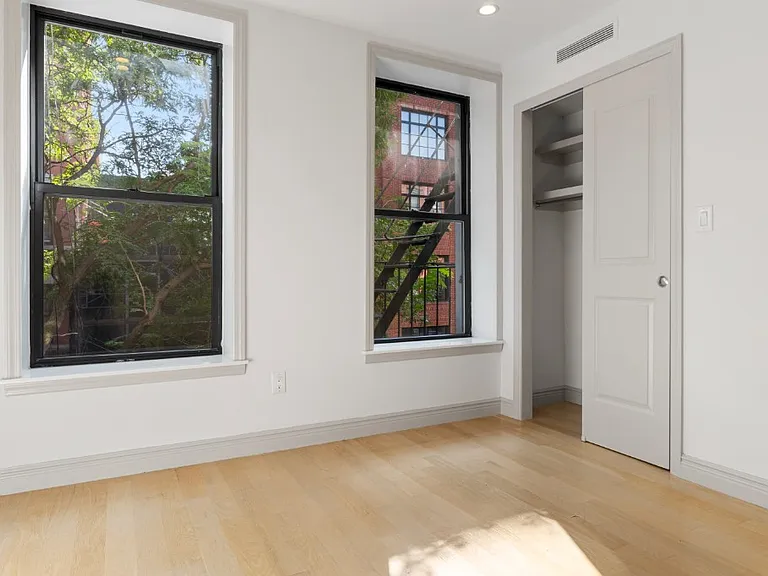 47 Clinton St #7 — Photo 3