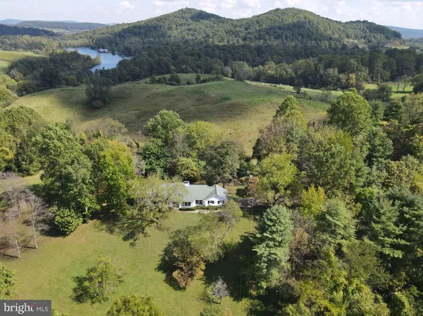 68 Yancey Rd, Woodville, VA 22749