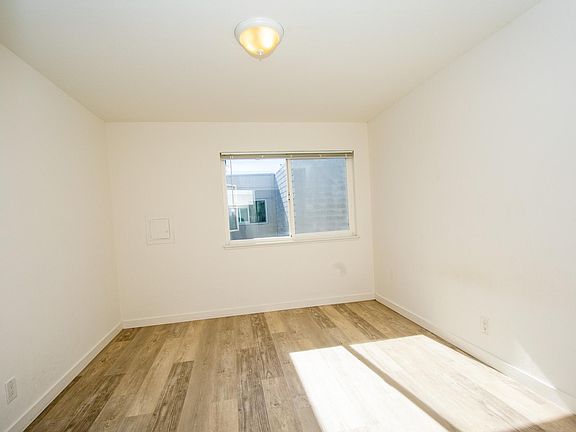 5th image of 501 41st Ave