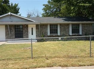 9421 Frostwood St, Dallas, TX 75217