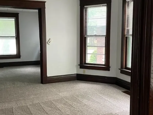 918 W 6th St, Erie, PA 16507