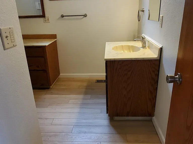 710 S Sheridan St — Photo 7