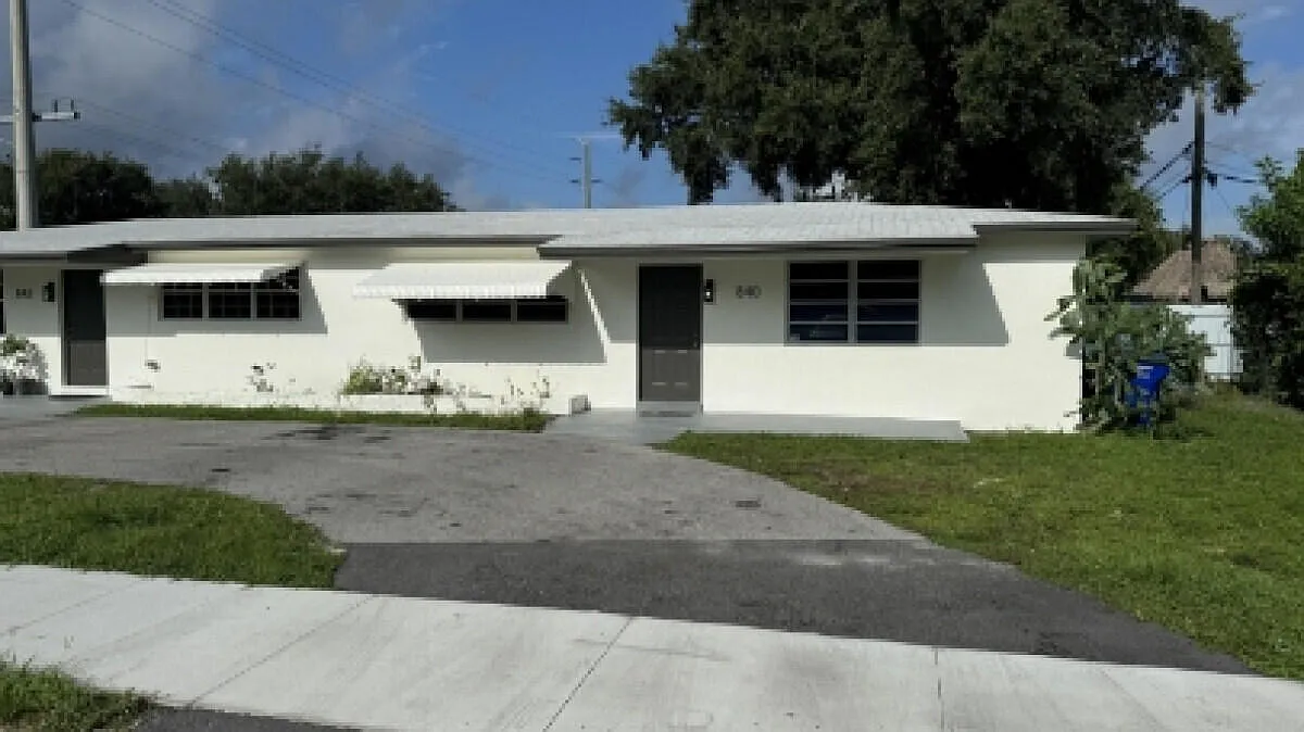 2 bed, 1.0 bath, 1050 sqft, $1,995 — Photo 1