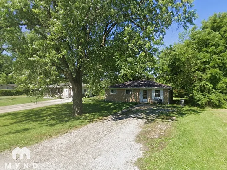 3710 N Irvington Ave — Photo 1