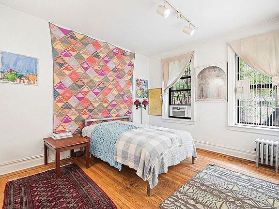 5th image of 181 E 93rd St APT 2E