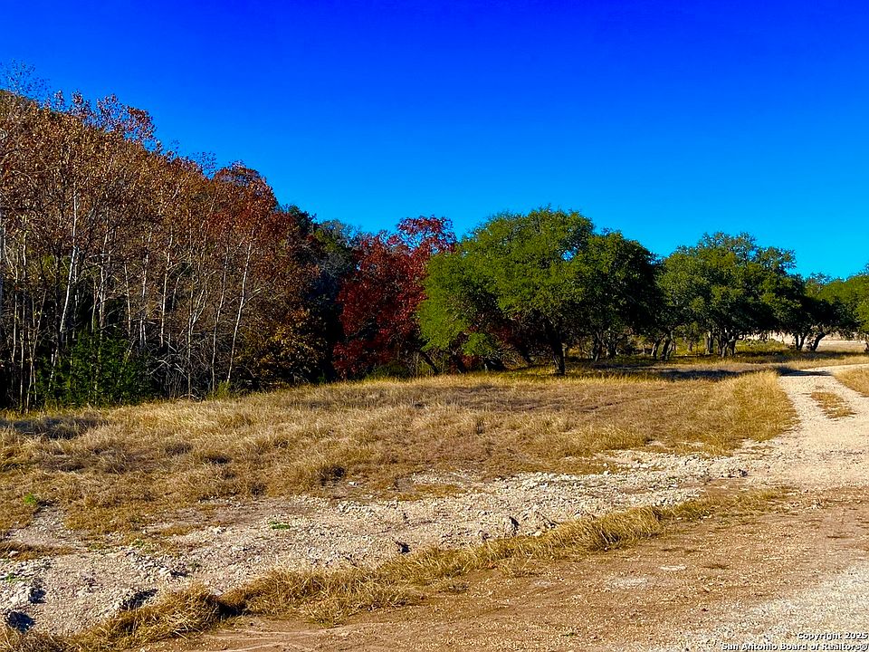 2nd image of 135 N Shapen Springs #135