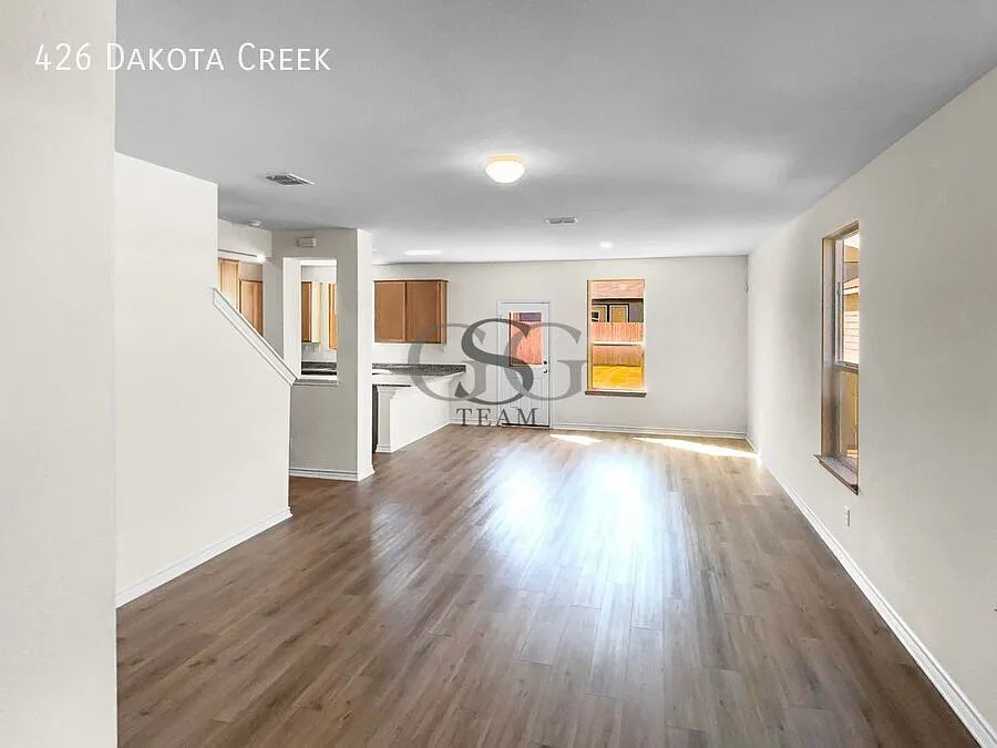 4-Bedroom Home in Dakota Creek — Photo 3