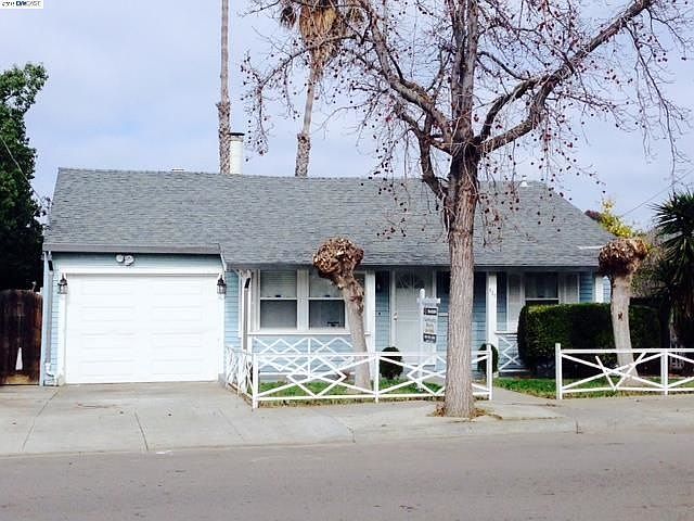1st image of 822 W 6th St