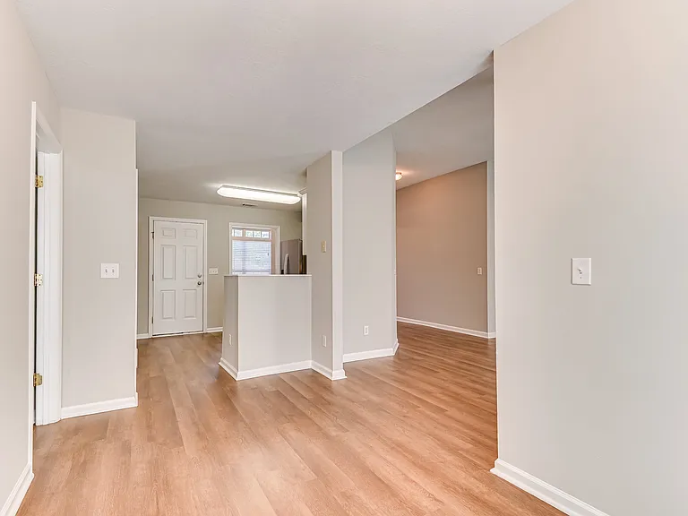 536 Stirling Bridge Rd — Photo 9