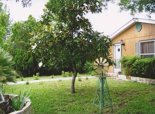 104 Blue Jay Cir, Buda, TX 78610