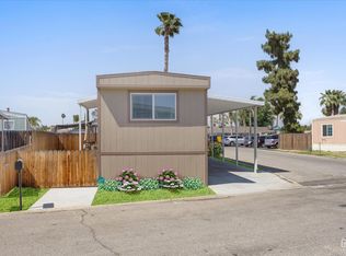 35 Cedarwood Ln, Bakersfield, CA 93308