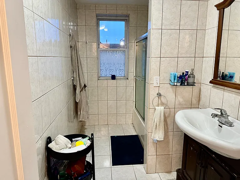 73 Thatcher St #302 — Photo 7
