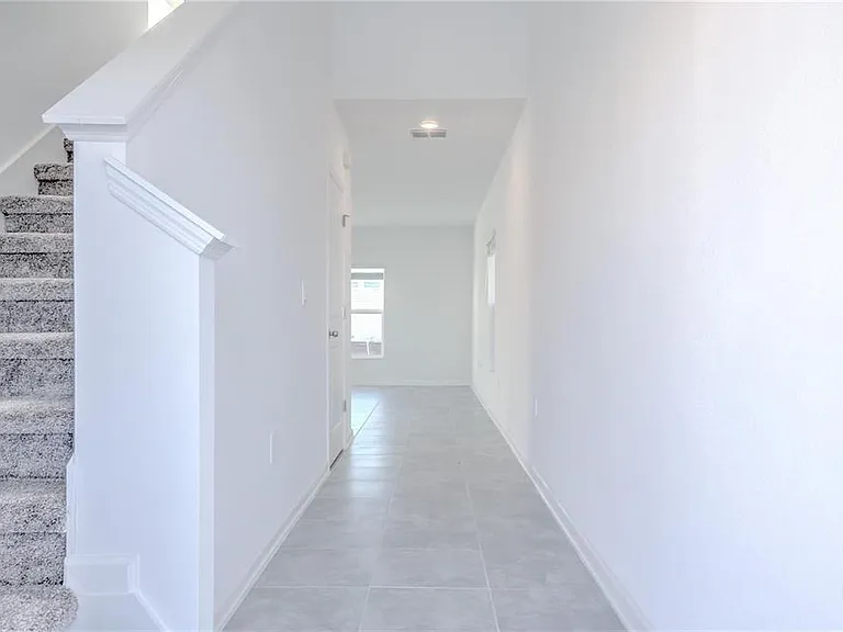 1488 Cumberland Ave — Photo 3