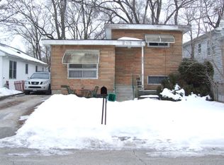 1315 N Oak Ave, Round Lake Beach, IL