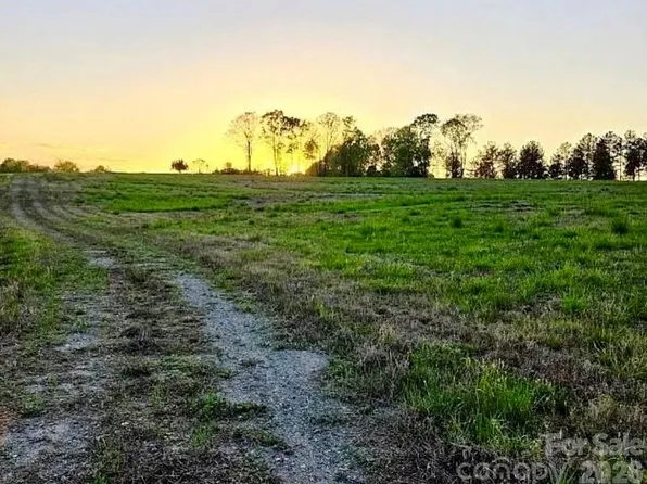 2033 Crestone Way #239, Connelly Springs, NC 28612