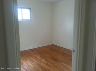 23 Winding River Dr, Toms River, NJ 08755