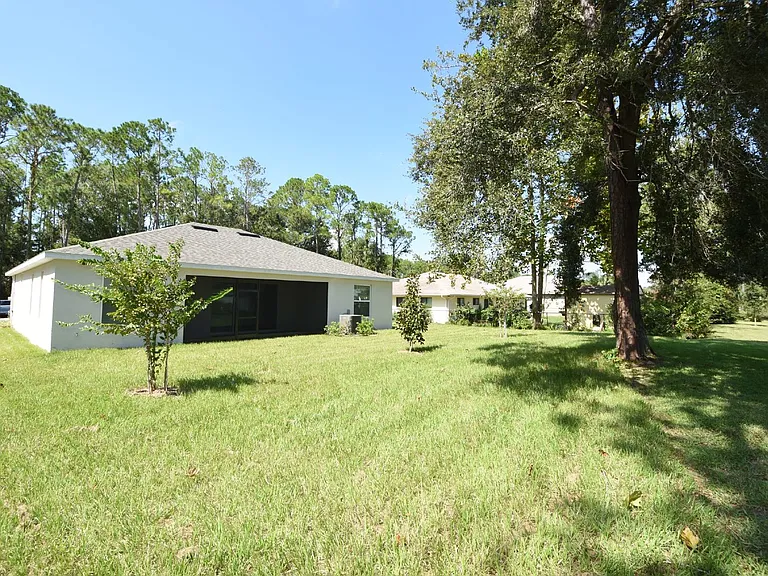 102 Brittany Ln — Photo 25