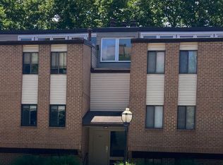 1811 Snow Meadow Ln UNIT T1, Baltimore, MD 21209