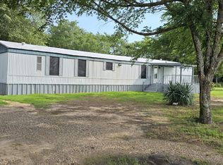 389 County Road 2850, Honey Grove, TX 75446
