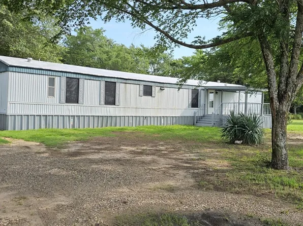 389 County Road 2850, Honey Grove, TX 75446