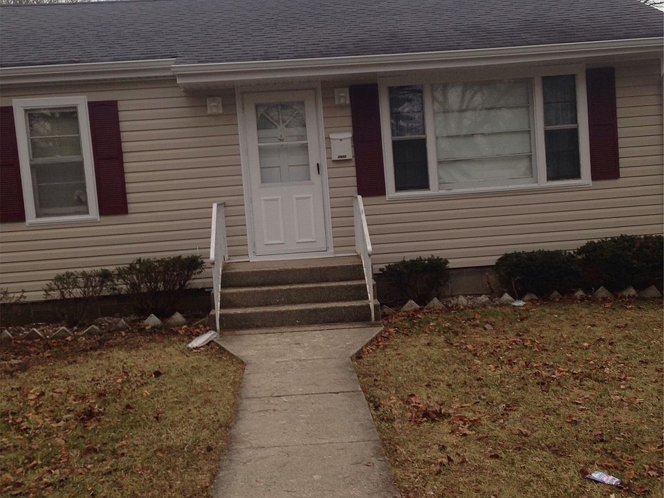 2nd image of 2813 Gideon Ave
