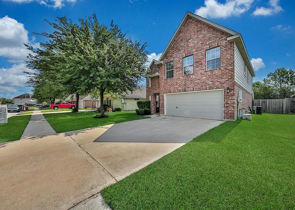 1st image of 2234 Robinwood Dr
