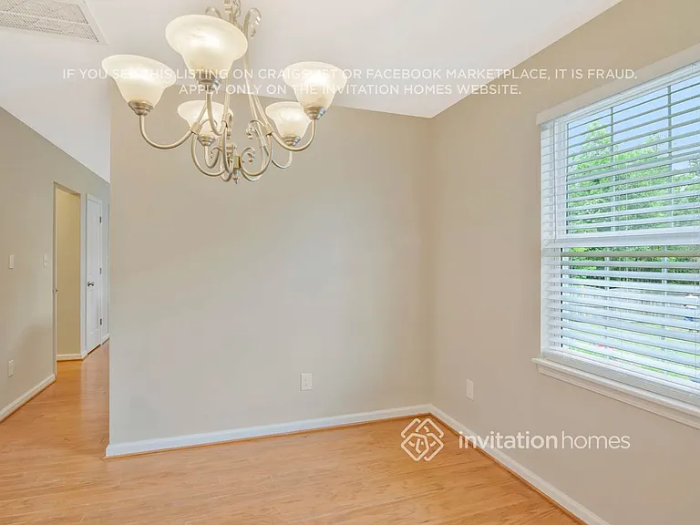 107 Knightwood Dr — Photo 7