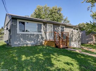 5522 NE Meadowbrook Rd, Kansas City, MO 64119