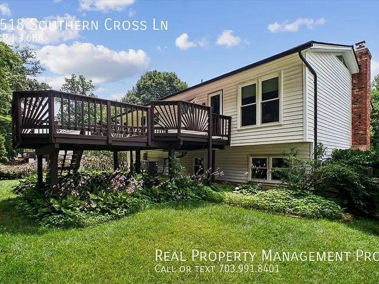 9518 Southern Cross Ln — Photo 29