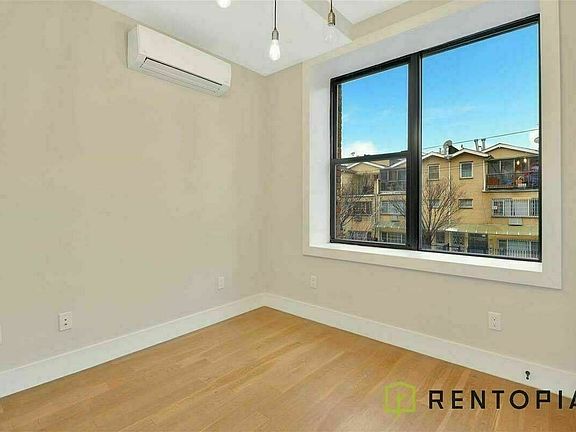 4th image of 358 Irving Ave #4H