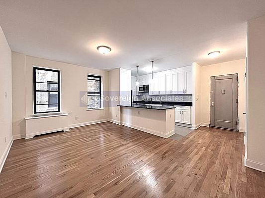 2nd image of 105 Pinehurst Ave APT 45