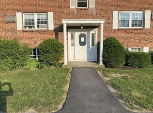 91 Pleasant St APT A1, Medfield, MA 02052