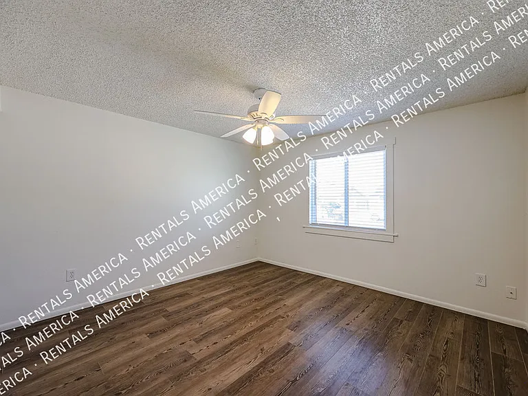 14029 N 38th Pl — Photo 13