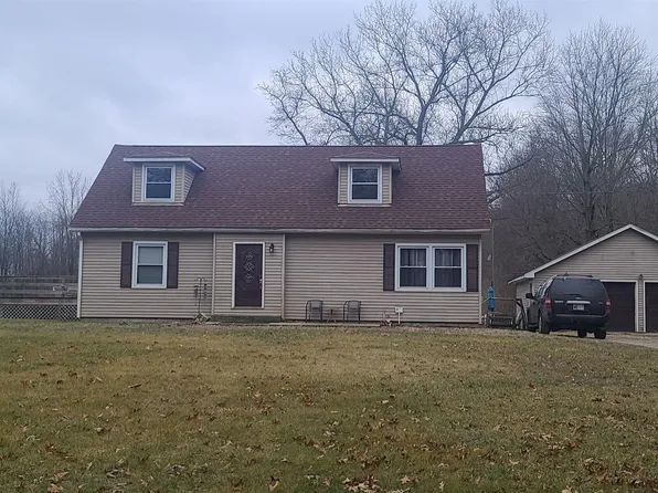 1215 E 500 S, Knox, IN 46534