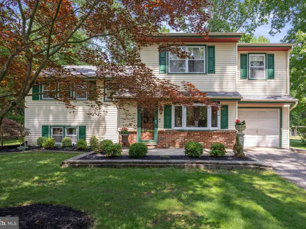 155 Ridge Rd, Southampton, NJ 08088