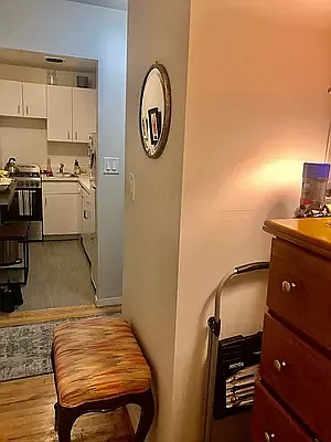 Rented by Buchbinder & Warren | media 12