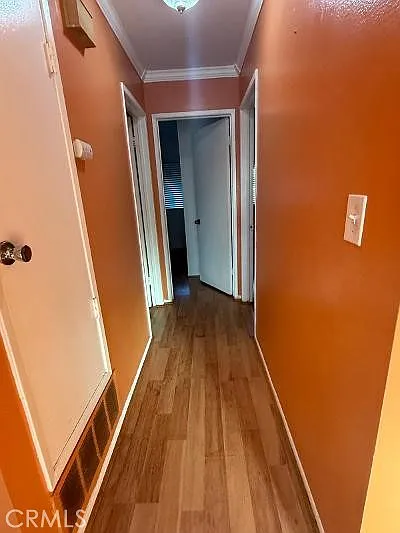 2 bed, 856 sqft, $2,549 — Photo 2