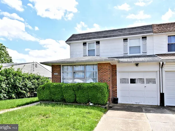 1854 Berwyn St, Philadelphia, PA 19115