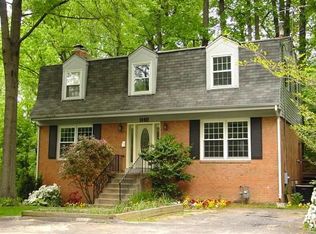 11411 Rokeby Ave, Garrett Park, MD 20896