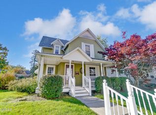 320 W Maple Ave, Van Wert, OH 45891