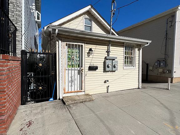 4th image of 324 Beach 48 St