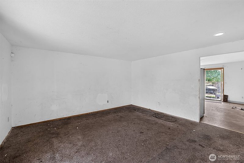 4th image of 4069 A Loop