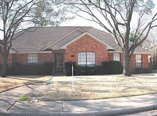 1122 Meadow Ridge Dr, Duncanville, TX 75137