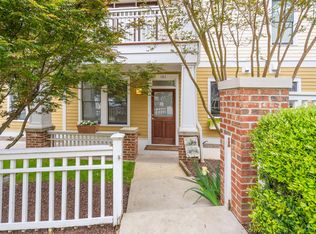 505 Florence St APT 101, Raleigh, NC 27603